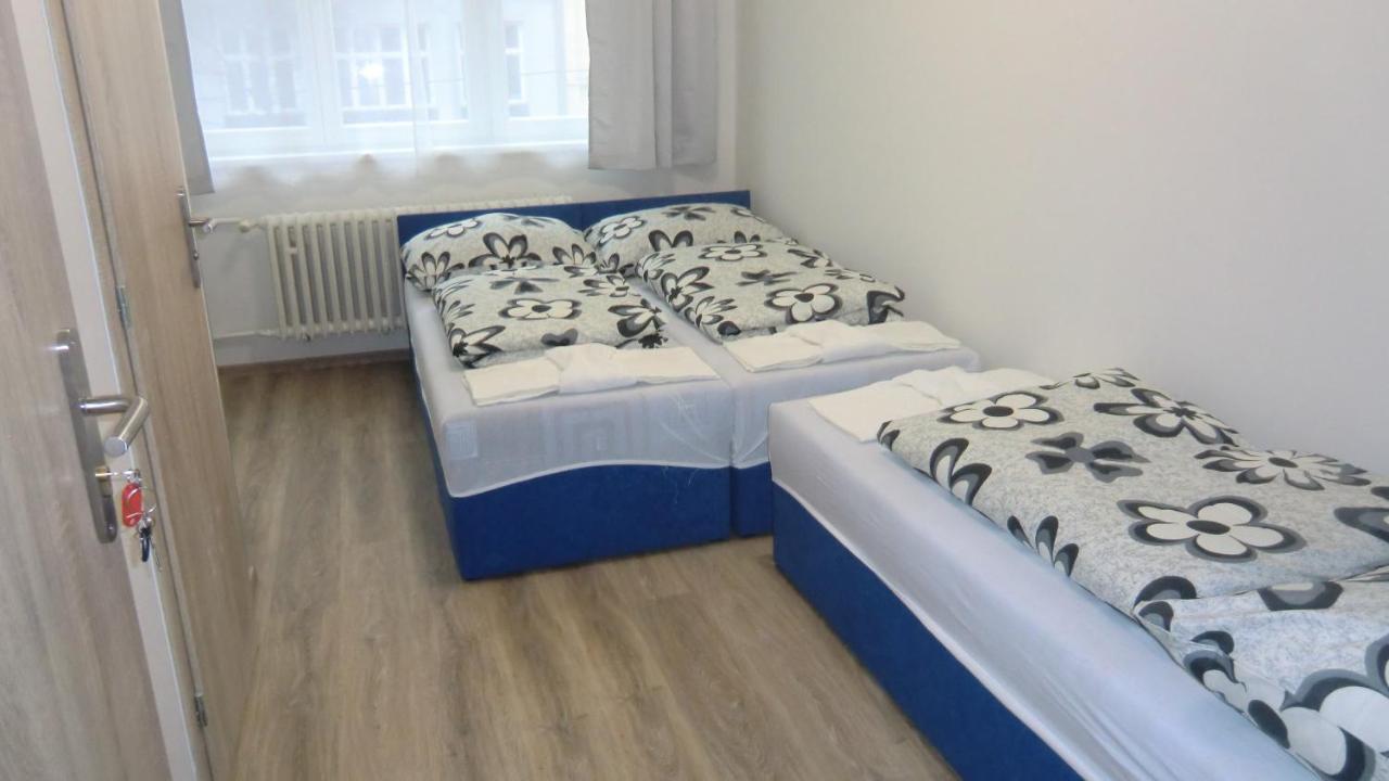 Hu Apartment ปราก ภายนอก รูปภาพ