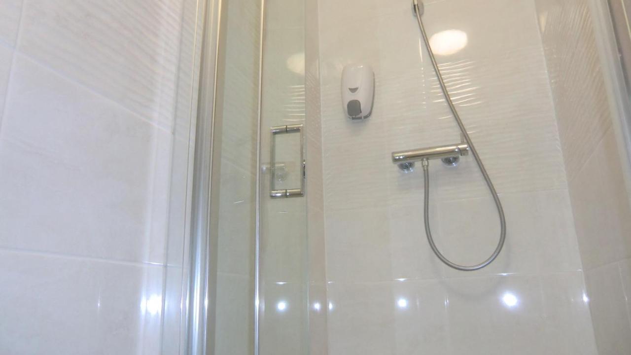 Hu Apartment ปราก ภายนอก รูปภาพ